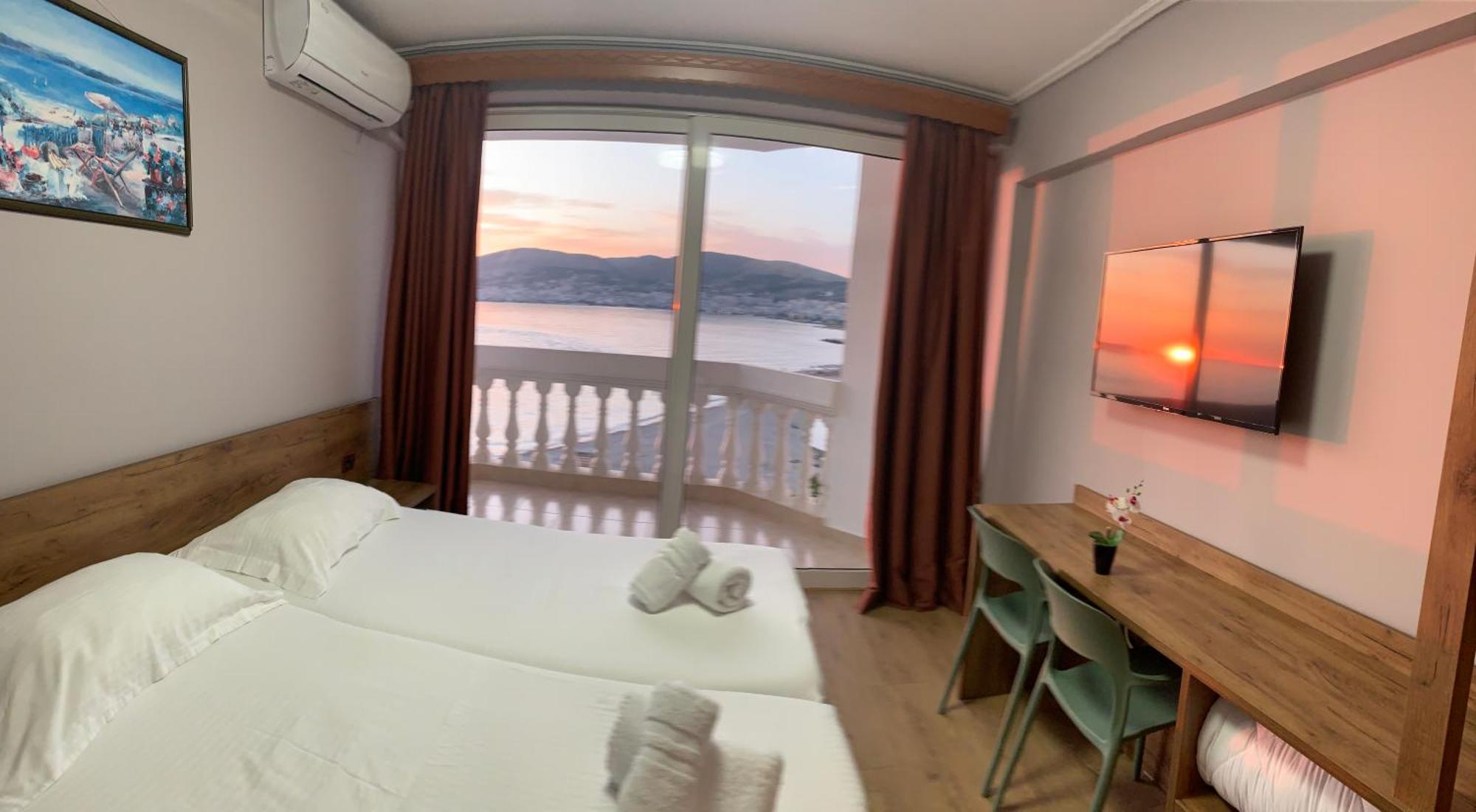 Hotel Dodona Sarandë Exterior foto